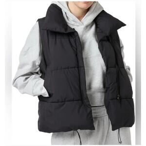 New With Tags Women's Qiesani Black Puffer Vest, Sz Medium, Great Gift